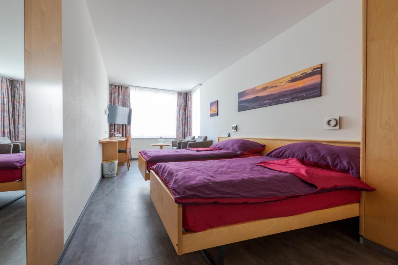 Hotel Rynach Reinach  Exteriér fotografie